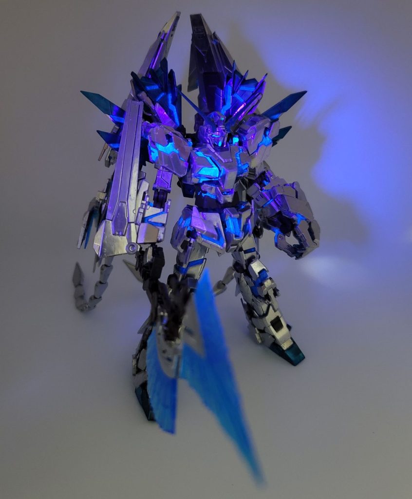 手首は破損後MSハンドに替えたけどその保持力ではハイパービームジャベリンの質量に勝てなかった……時間ができたら本来の武器持ち手を修理してみようかな…?