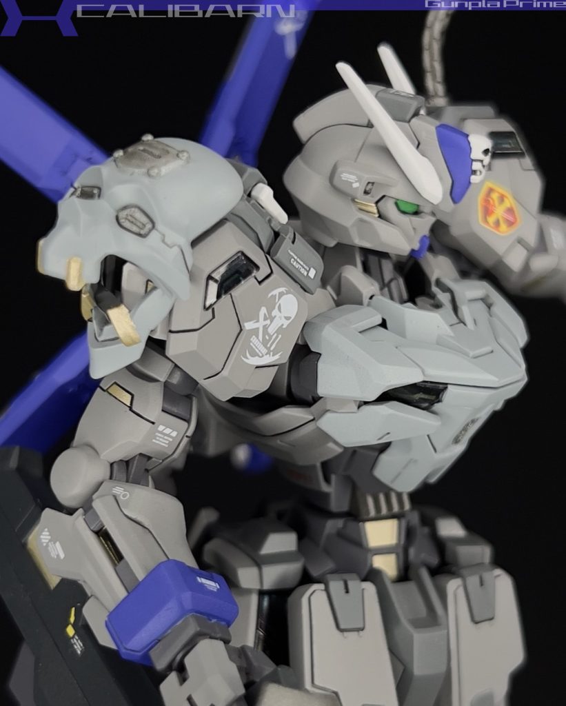 追加された頭蓋骨により、より印象的なカリバーンが作成されます。