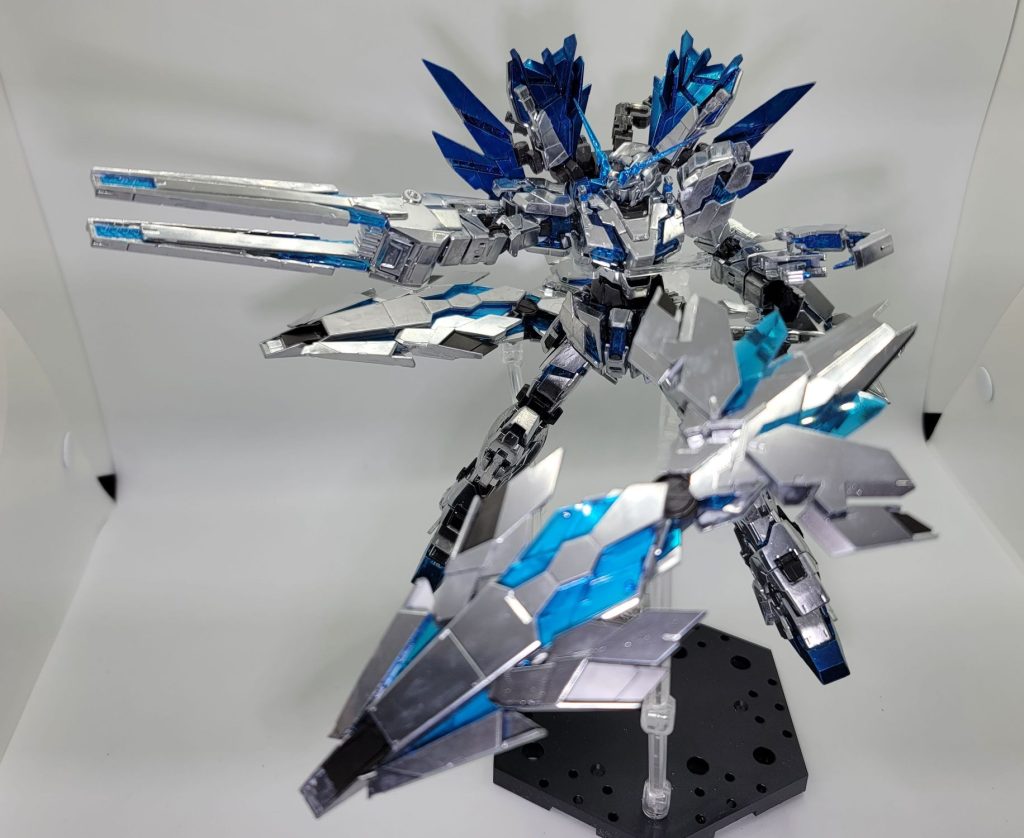 アームドアーマーを飛ばすとポージングの幅が広げる