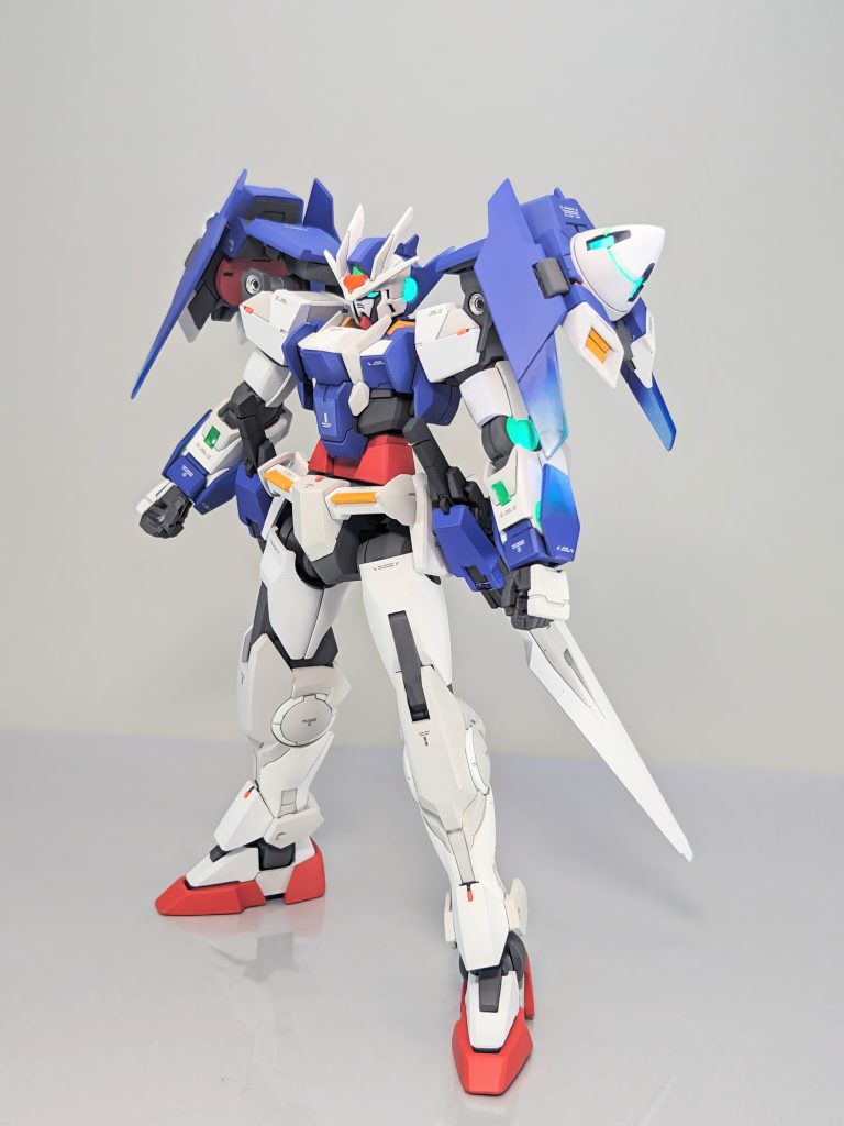 カラーは自分好みの色合いにし、配色を一部変更してます😊もちろん蛍光塗料バリバリ😁