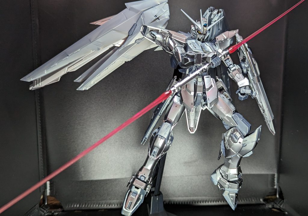 フリーダムガンダムVer.2.0(シルバーコーティング)–2枚目/制作者:Chef_tea