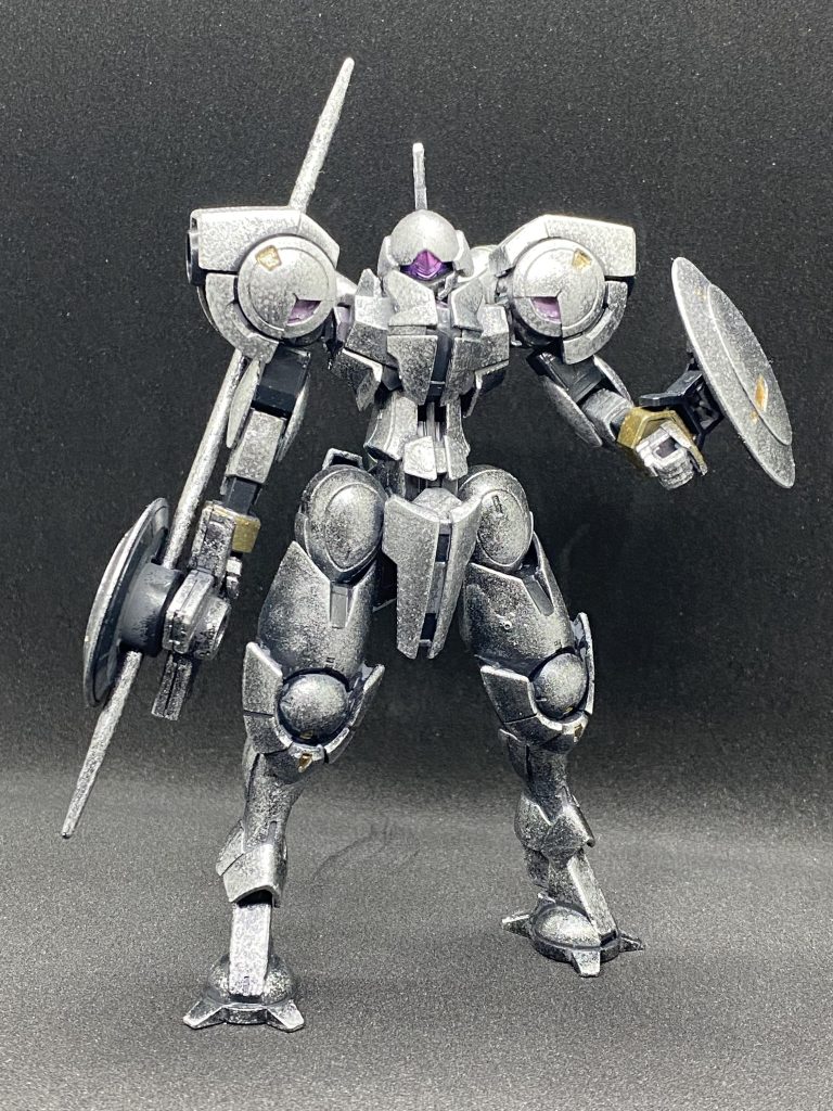 モールド部分に黒寄りのグレーを筆塗りしておしまい!気が向いたらデカールとか貼ってみようかな!!30MSのマント買ったら着けてあげるからね!