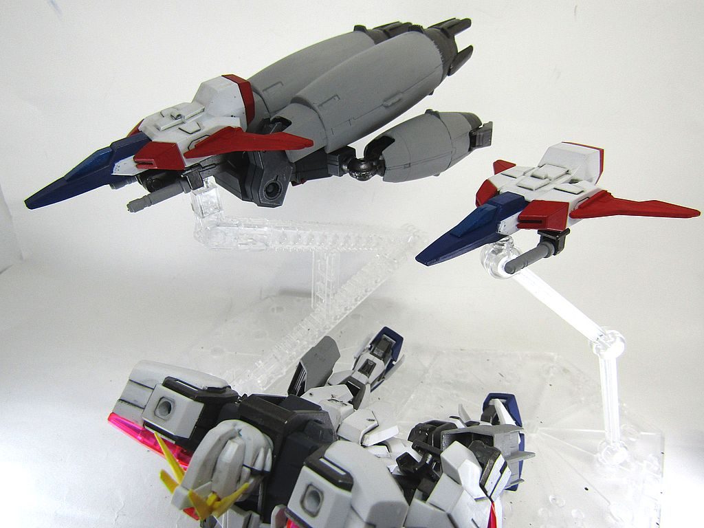 サブのギャラクシーファイターに移ったセイとメインのギャラクシーブースターに残ったレイジが機体から分離し、入れ替わります。セリフとしては 「You have control !」 「I have control !」で操縦を交代してほしい。