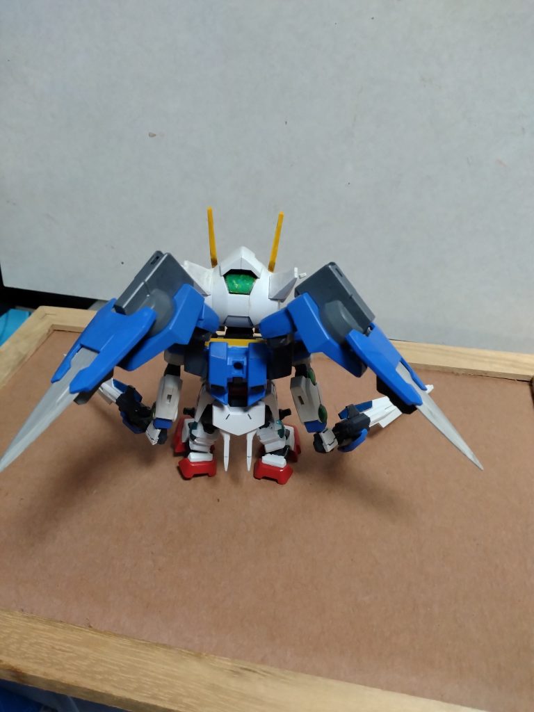 ダブルオー貯蔵タンク型の背面も載せます!