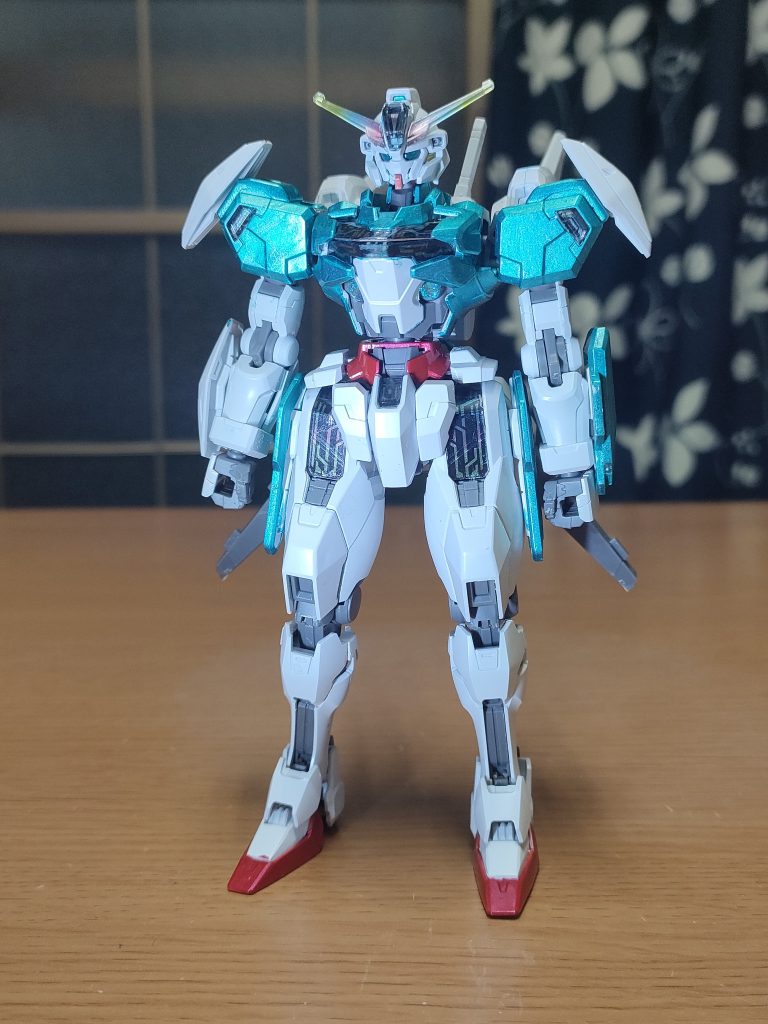 フロント・エスカッシャン配置。