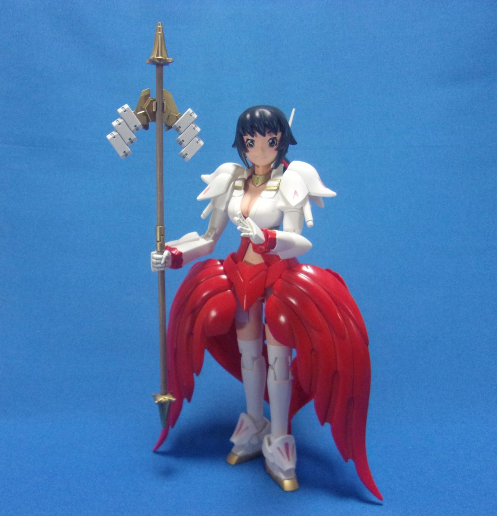 ウイングを腰周りに取り付けました。前髪も少し延長しています。