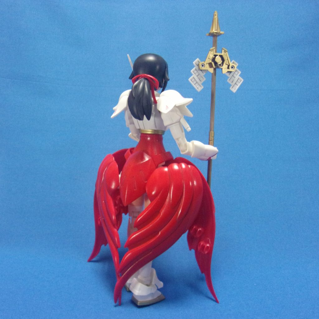 ポニーテールの位置を下げています。