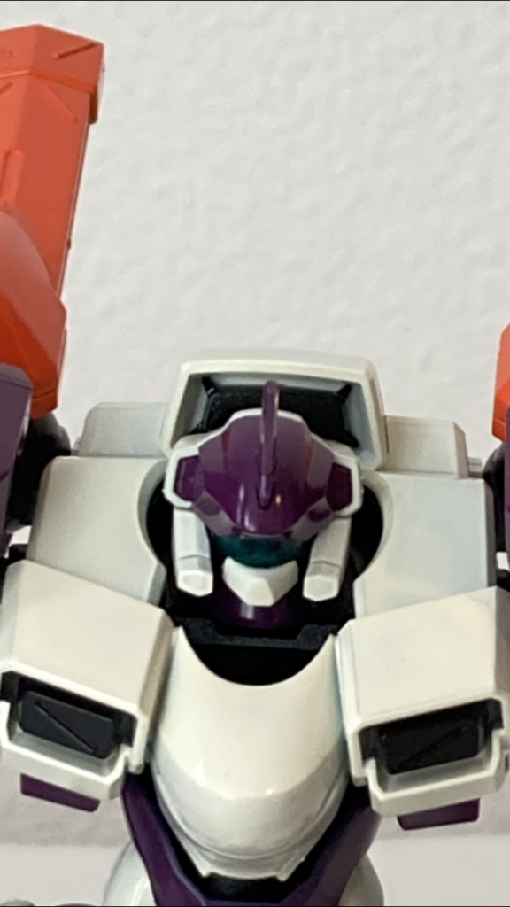 頭部センサーも高性能タイプに換装されているようだ