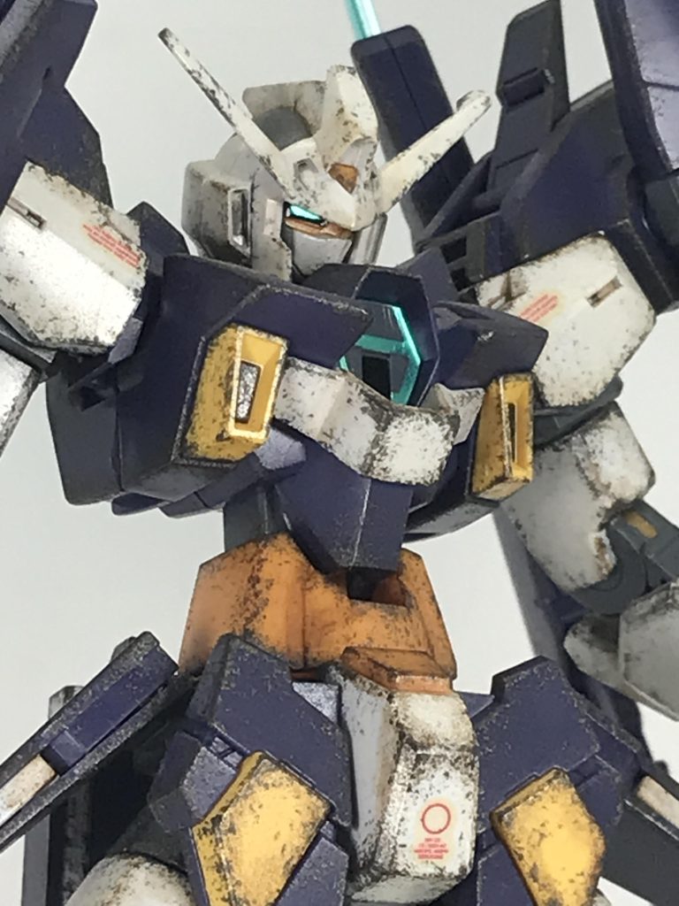 ビルドダイバーズに登場する機体みたいですが…途中で視聴を切ってしまったので記憶にないです😅お手軽製作 HG ガンダムAGEⅡマグナム無塗装パチ組→デカール貼り→つや消しスプレー→お手軽ウェザリング成形色を活かしたお手軽汚しの過去作品そして今後予定しているダンバインとぶ（タママ バージョン）にご期待ください？😳完ついでに次回予告