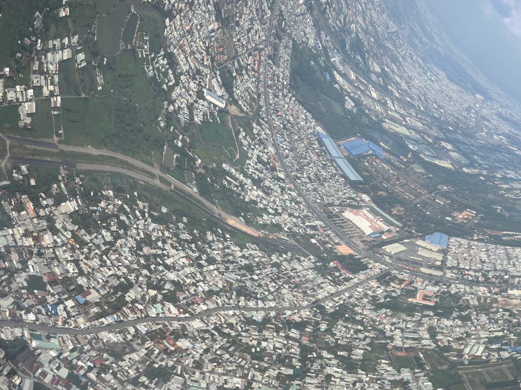 横撮影したコロニー写真