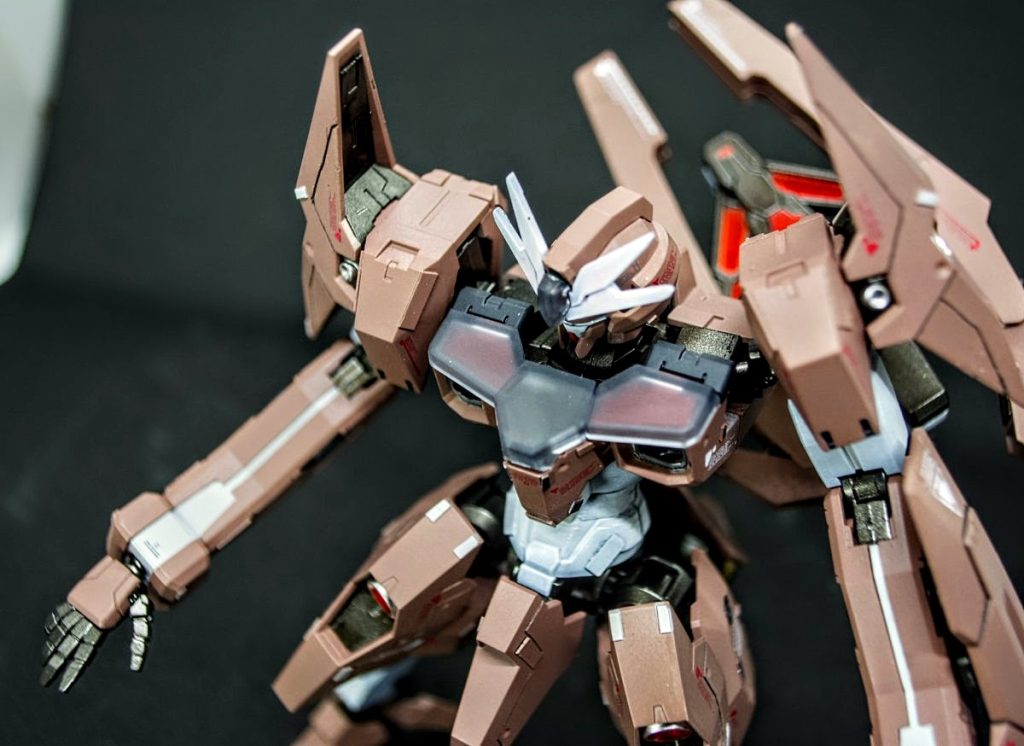 見下ろす形で撮ってみましたシェルユニットのつや消しがかなりいい味を出していると思います!!