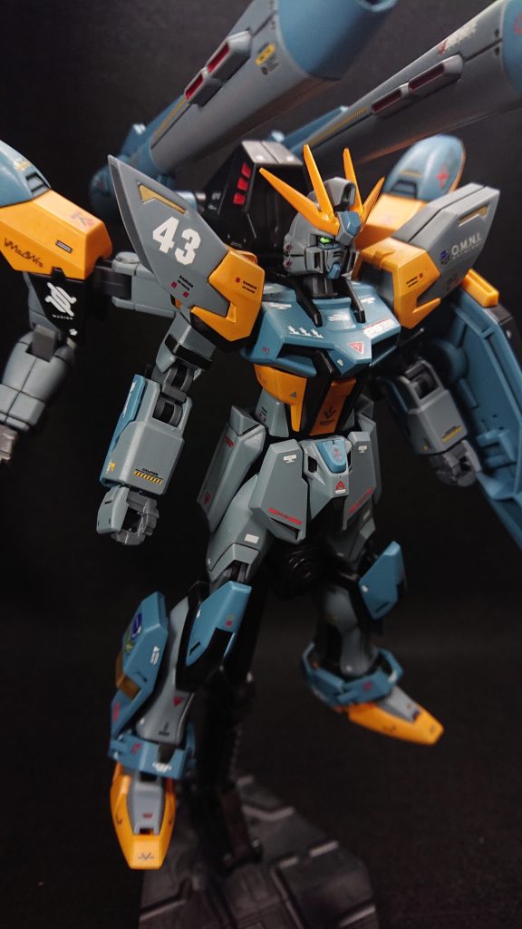 頭部　　　　：ビルドストライク胸部　　　　：ビルドストライク腰部　　　　：ストライク肩部　　　　：ビルドストライク腕部　　　　：ストライク脚部　　　　：ビルドストライク+カラミティバックパック：カラミティ武装　　　　：シュラーク(カラミティ)　　　　　　　シールド(カラミティ)　　　　　　　ビームライフル(ストライク)　　　　　　　バズーカ(ストライク)　　　　　　　マシンガン