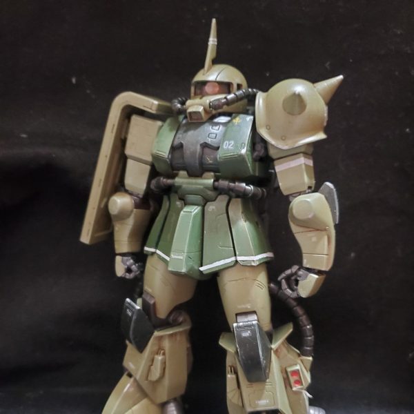 量産型ならやっぱ緑だろ？でMG高機動型ザク