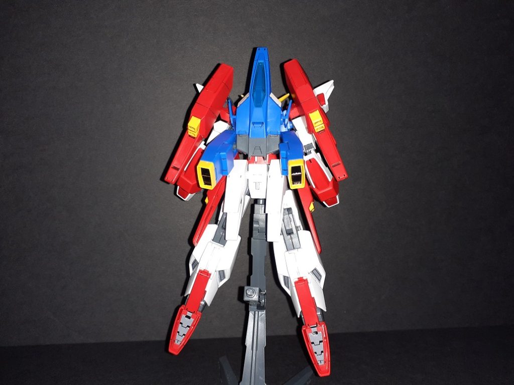 赤メインの主役ガンダムは珍しい