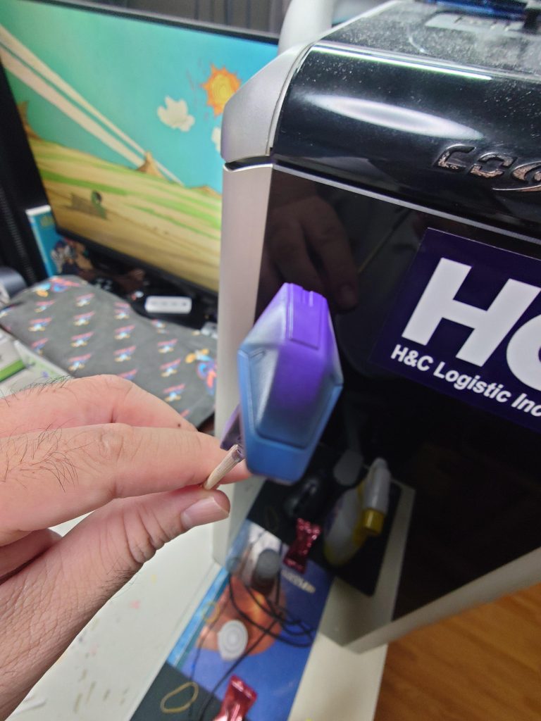 マスキングして、グラデかけて、と試行錯誤してた状態です。