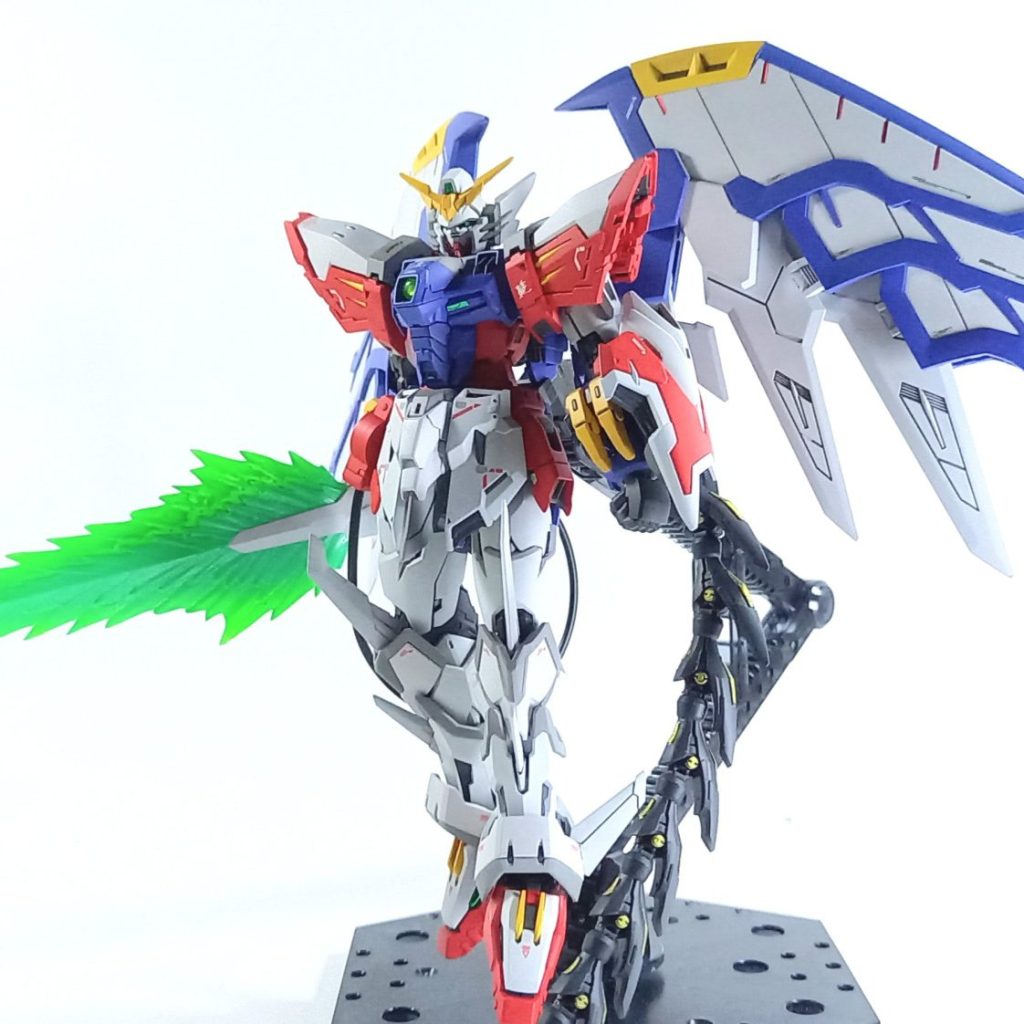 MG ガンダムエピオン、ウイングガンダムゼロ、ガンダム　ヴィンテージカラー MG ウイングガンダムゼロEW MG ガンダムエピオンEW CROSS