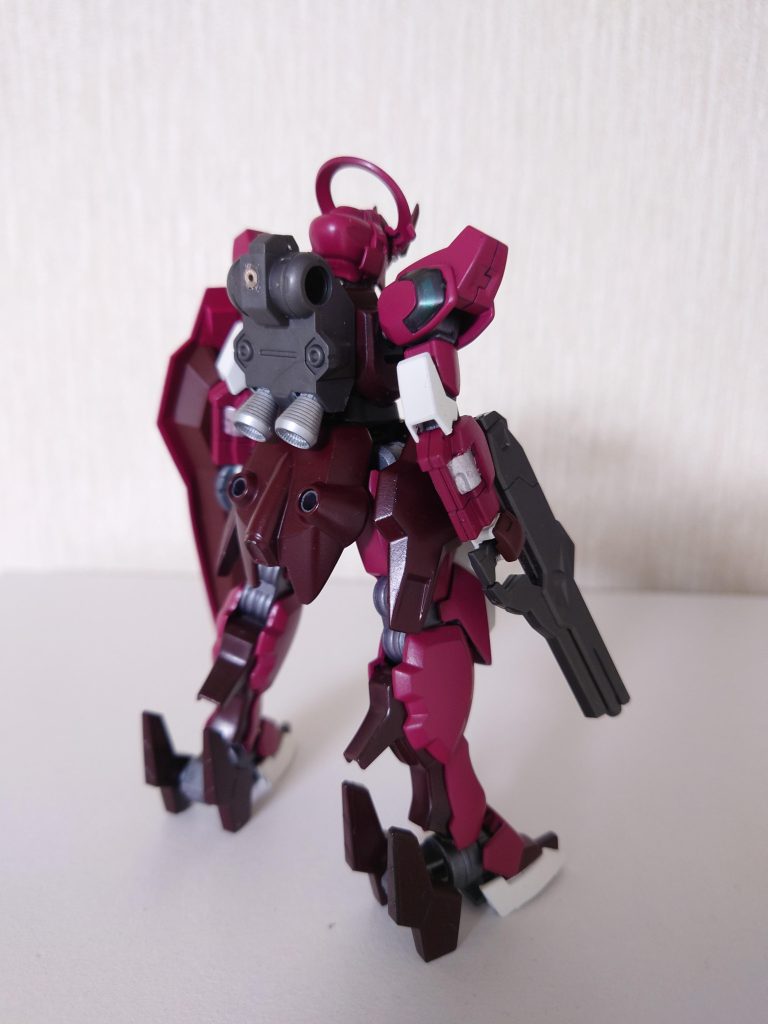 シュバルゼッテを初めて見たときに、なんとなーくジャイオーンを思い出して以来、いつかミキシングしてみようと思っていたものがやっと形になりました。