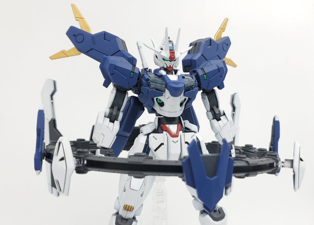 ガンビットとの接続は基本3mm軸でウェポンディスプレイベースのジョイントもスリット部分にピッタリでした