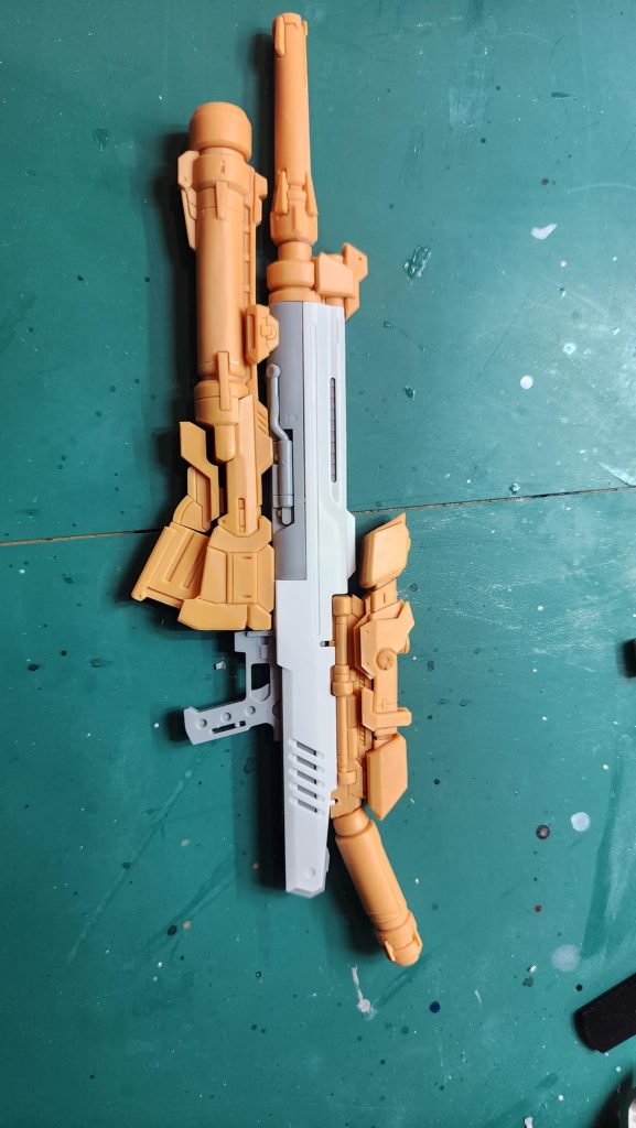 全てこの肌色からのスタートで完成のイメージからの逆算の塗り分けで剥げそうに悩みました