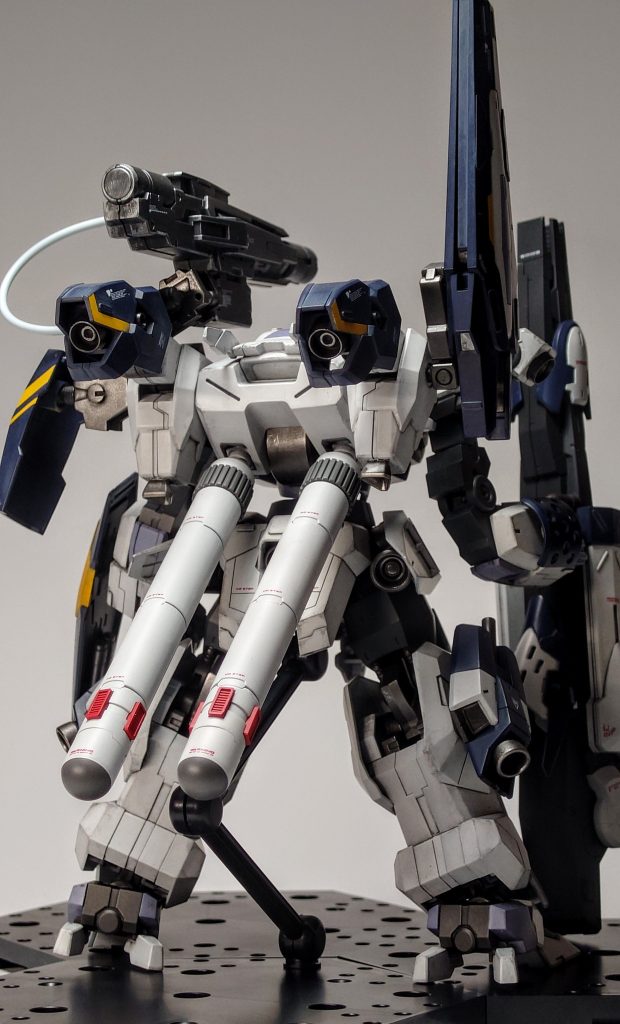 背面にはプロペラントタンクをくっつけましたルブリスウルの腕がいい感じにスラスターぽくなってくれていますここまで見ていただきありがとうございます2024年の新作は改めて上げようと思いますただ年度末は仕事が忙しいのでだいぶ遅くなるかもしれませんが、見ていただけたら幸いです今年もよろしくお願いします