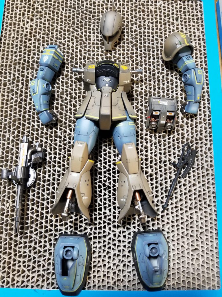 組み立て前の至福のひとときショット🥰