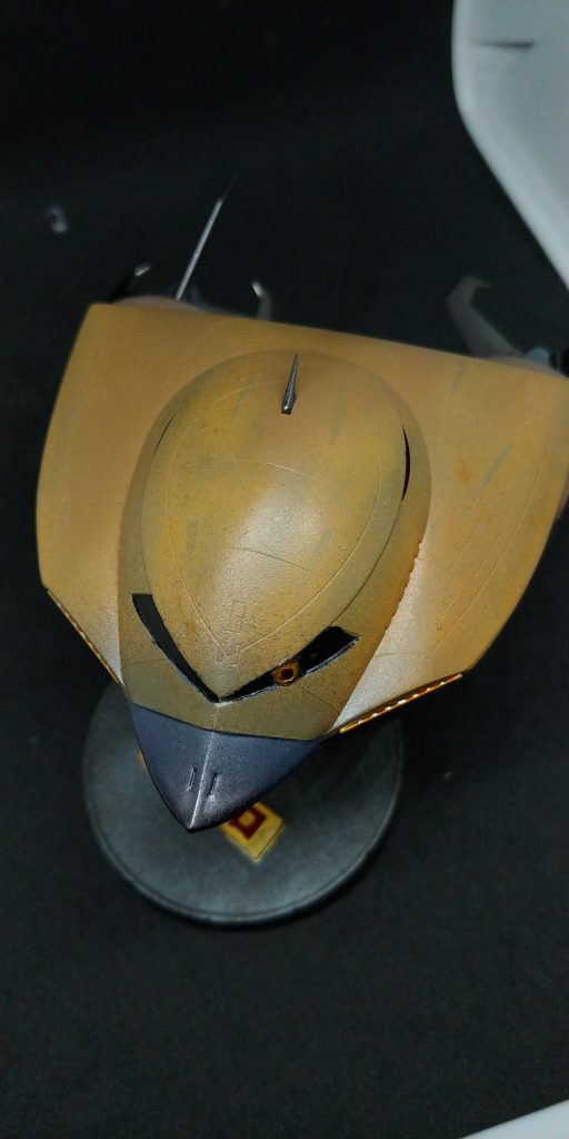最初に黄土色を作って、塗装してみたところ成形色とほぼほぼ同じで塗装した感じがなかったので下地にGグレーで濃淡を後は茶色系を微妙な感じであと2色作り
