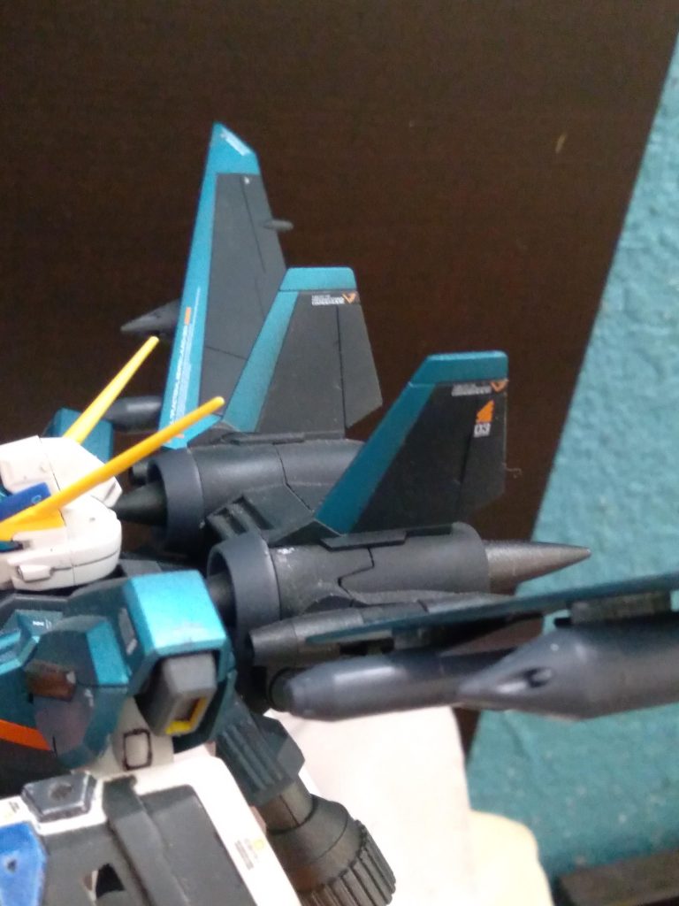 I also added decals to increase information. The shield is taken from the Strike and the ball joint was removed and a peg installed for proper fitment 