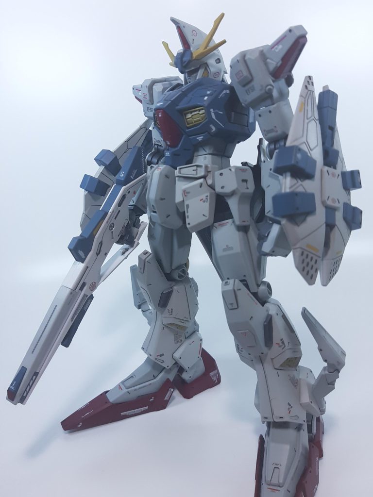 オデュッセウスガンダム。でかい。