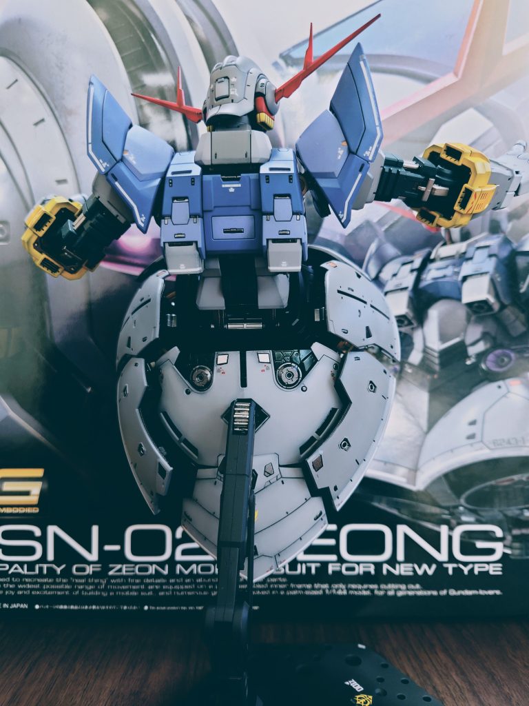 後ろのグレーはグラデーション成功しました。