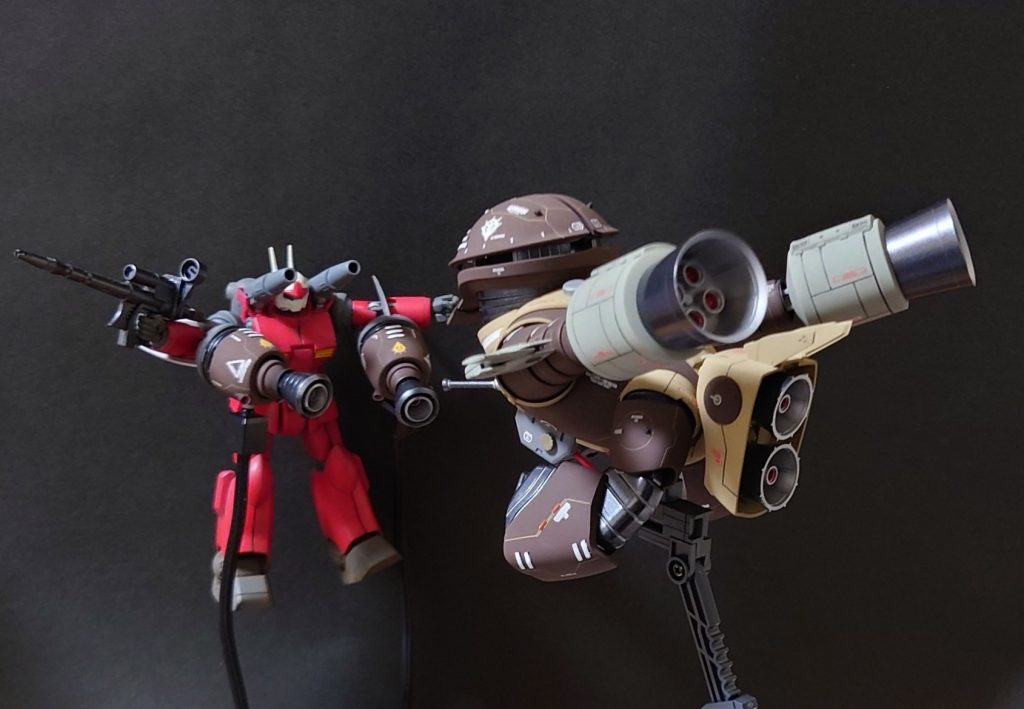 「シミュレーションだが、爪がある分通常のファンネルよりも戦い方も幅が広がるぞ!」「なるほど、でも防御面はどうですか?」