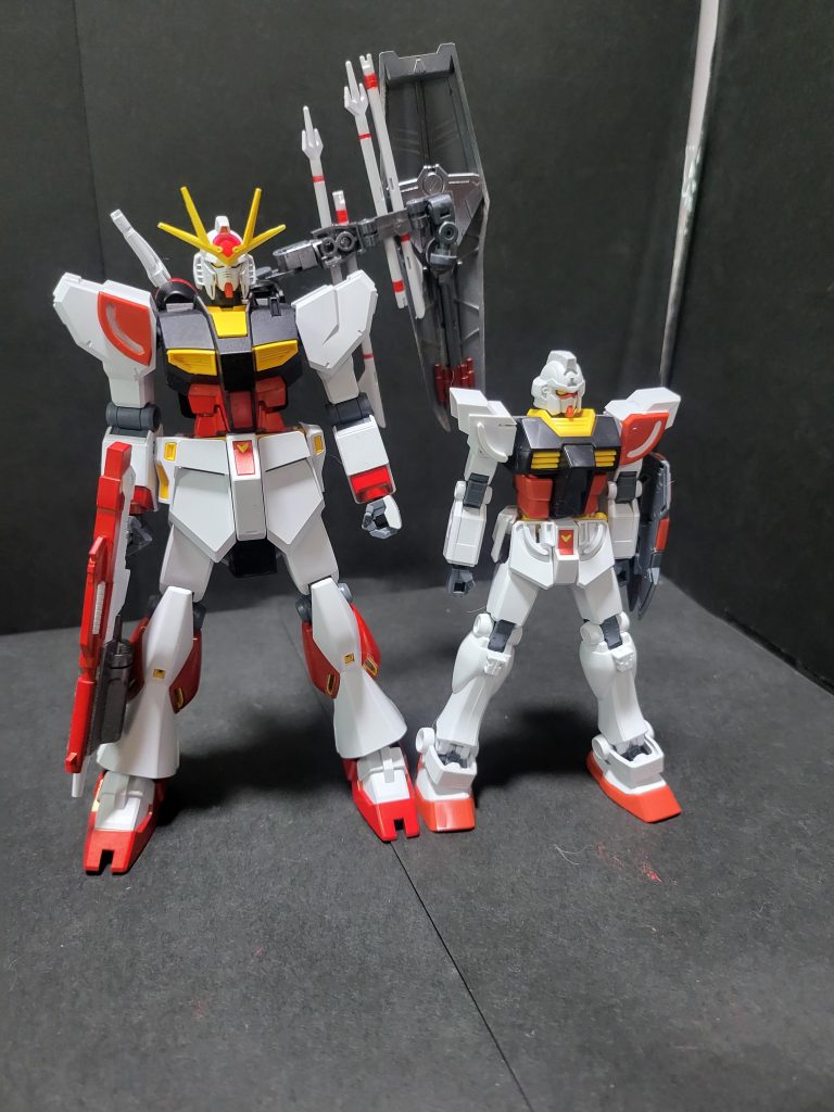 ラーガンダムはパーツを取ってしまってるので寂しめですが、元機体と