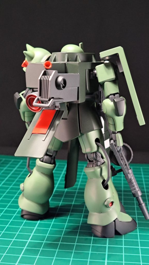 主に使用したプラバンは1mm、0.8mm、0.5mm 