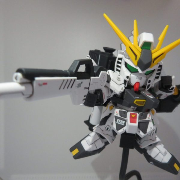 BB戦士 νガンダム