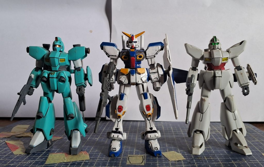 1/144 ジャベリンとジェームスガンと並べて比較