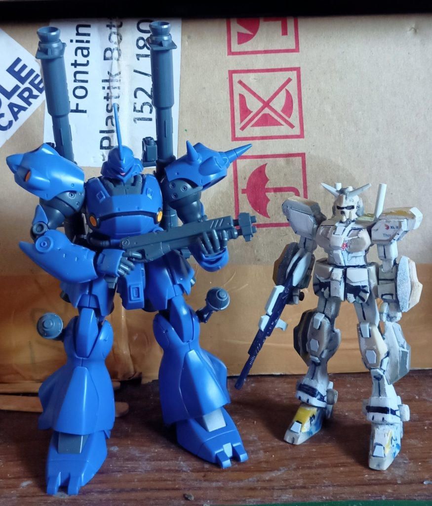 HGUC RFケンプファーと並べてディテールアップ作業中