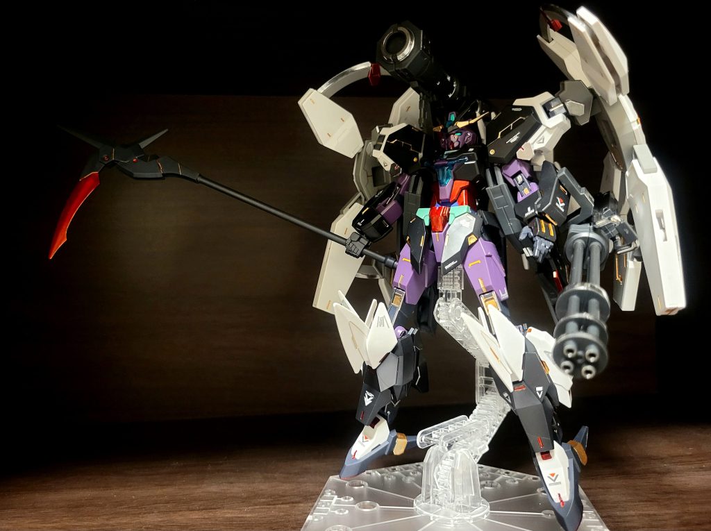 鎌が良いですよね、マシンガンとロケラン装備して、ネプテイトウェポンズを肩につけました。