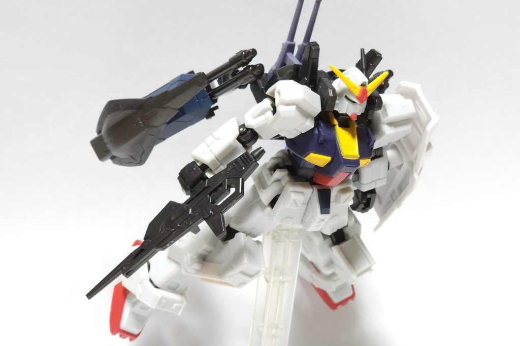 この機体は1~4号機が落成したため用済みになった試作0号機を新装備の試験機としてリニューアルした機体というイメージで作成しました。