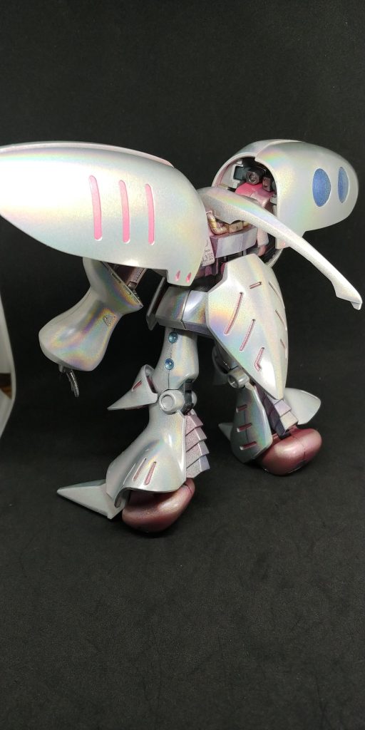 紫部はホロレッドとホロブルーの重ね塗りで