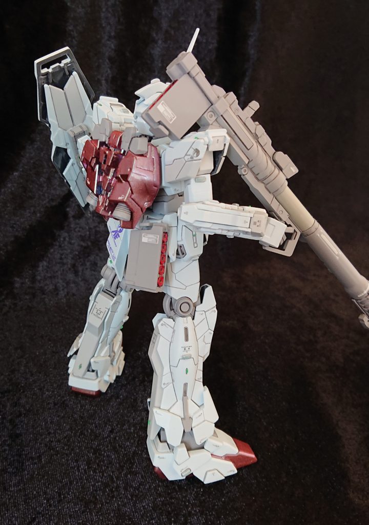 サイコフレームが閉じたシンプルな造形。これがたまらん😁