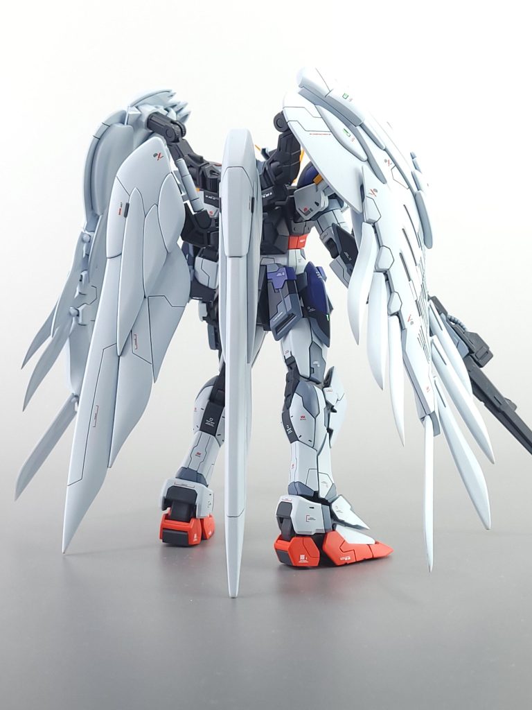 RG ウイングガンダムゼロ EW–3枚目/制作者：すばる