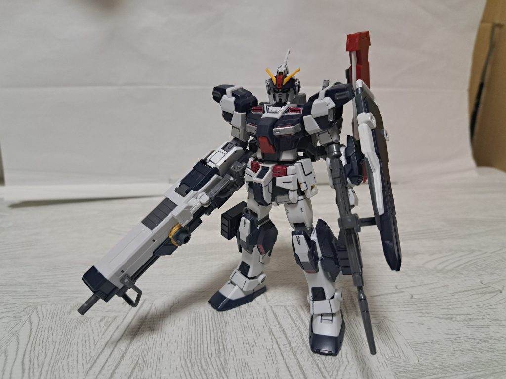 ジョイントパーツはガンダムサンダーボルト版のフルアーマーガンダムやジム及びザクのサブアームをイメージしました。