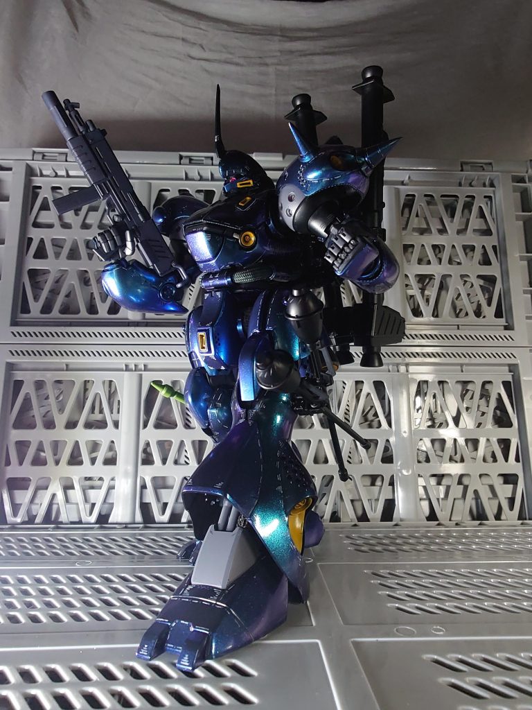 旧キットの箱絵ポーズ。最新装備で。