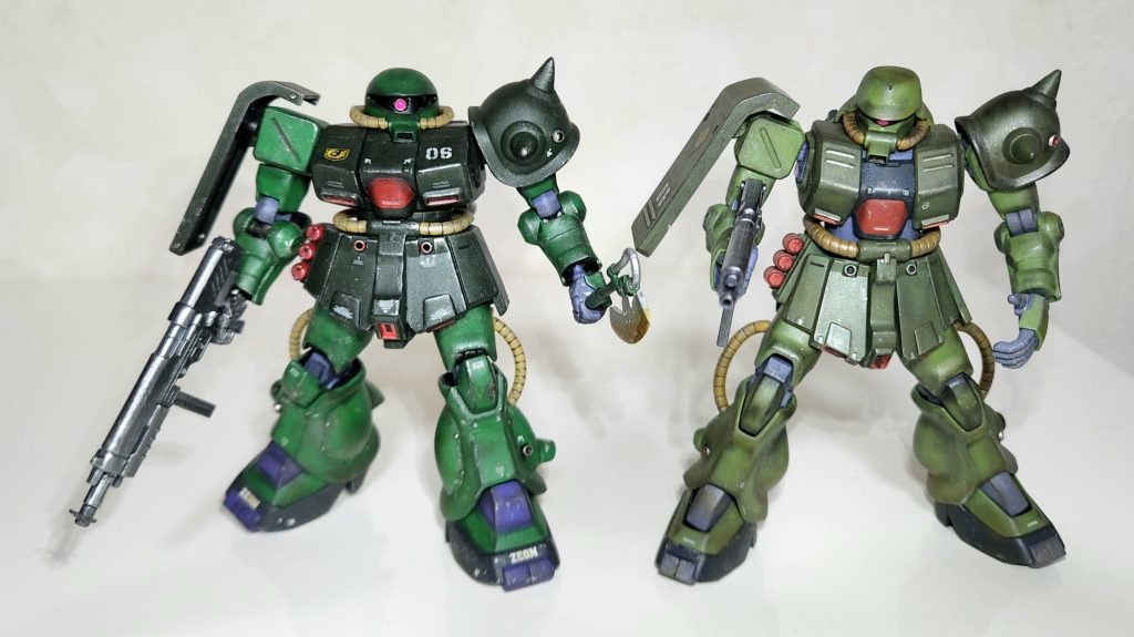 同じ機体とは思えないスタイルの差が…💦RE100ザクII改も毎年クリスマスに間に合うように作成しようと思いながら積み続けてあります…トホホ( ×ω× ;)