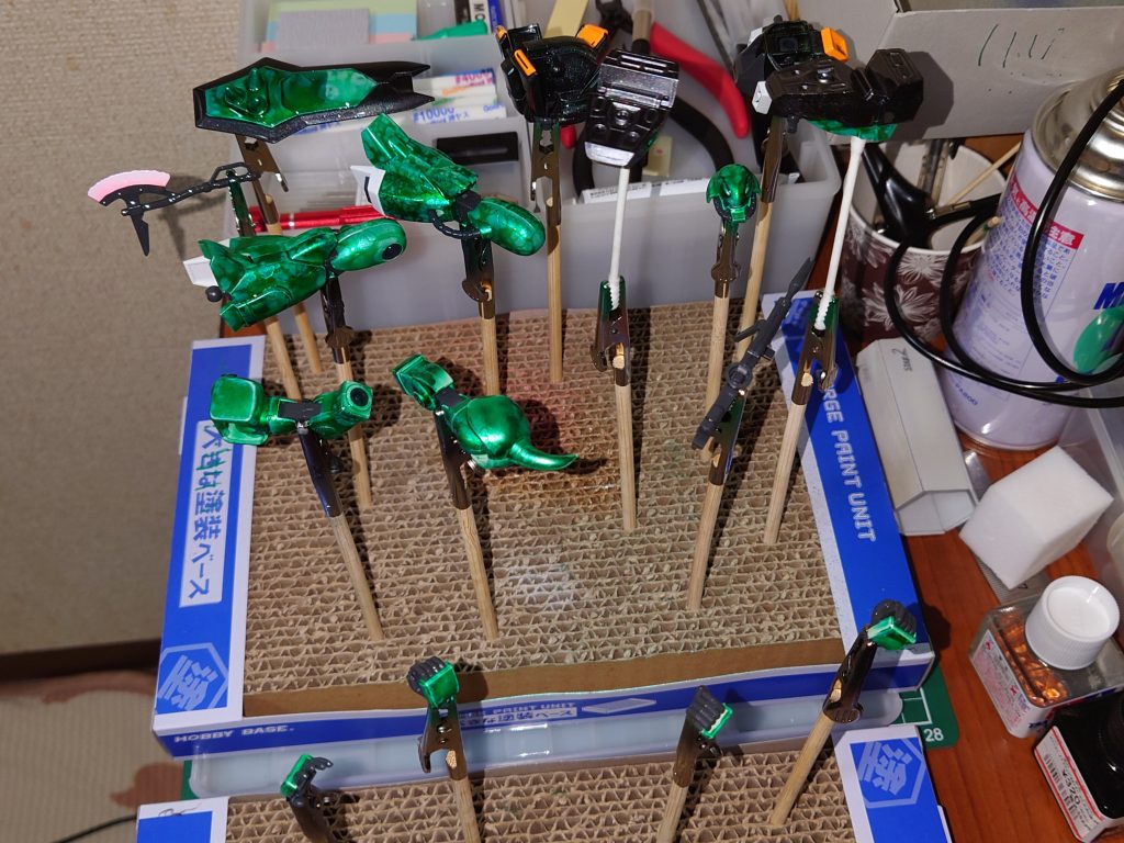 つや消し。この段階で既に塗装が溶けてしまってます。