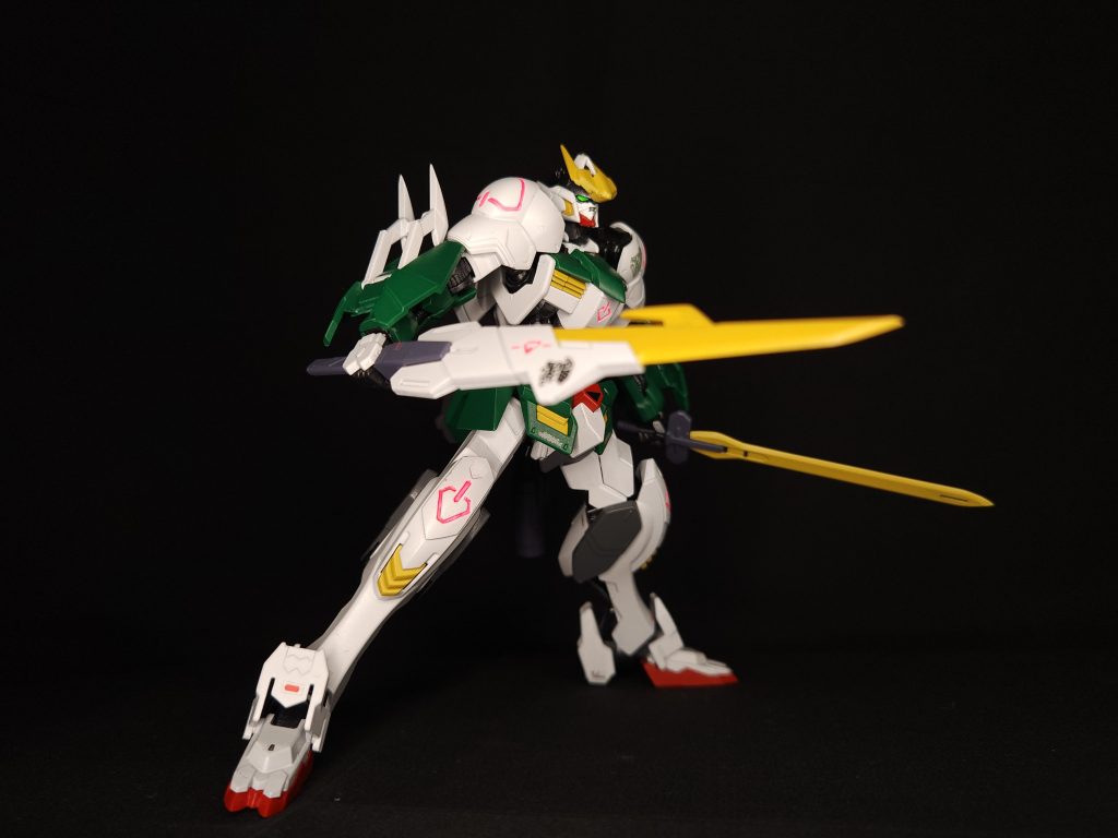 以上が｢ガンダムバルバトス(ジュリエッタ専用機)｣の紹介になります。今回久しぶりの鉄血機体の作成となりましたが、自分なりにやりたいことを盛り込めた作品になったのかなと思います。ここから暫くは過去作品の続き(🦋🔥の専用機作成)やぺこらウーンドウォートの発展改修機、イエサブコンテストに向けた作品作成になる予定です。なんだかんだ今年も投稿頻度が低くなってしまいましたが、来年は序盤からトップスピードで作品を出していくのでどうぞよろしくお願いします！ここまで見てくださりありがとうございました。この後制作過程を載せているのでそちらも見て頂けると幸いです！