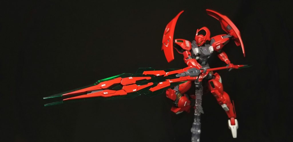 追加装備のビームスピアはソード型ドローンと合体してGN…じゃなくてただのバスターランスになります。