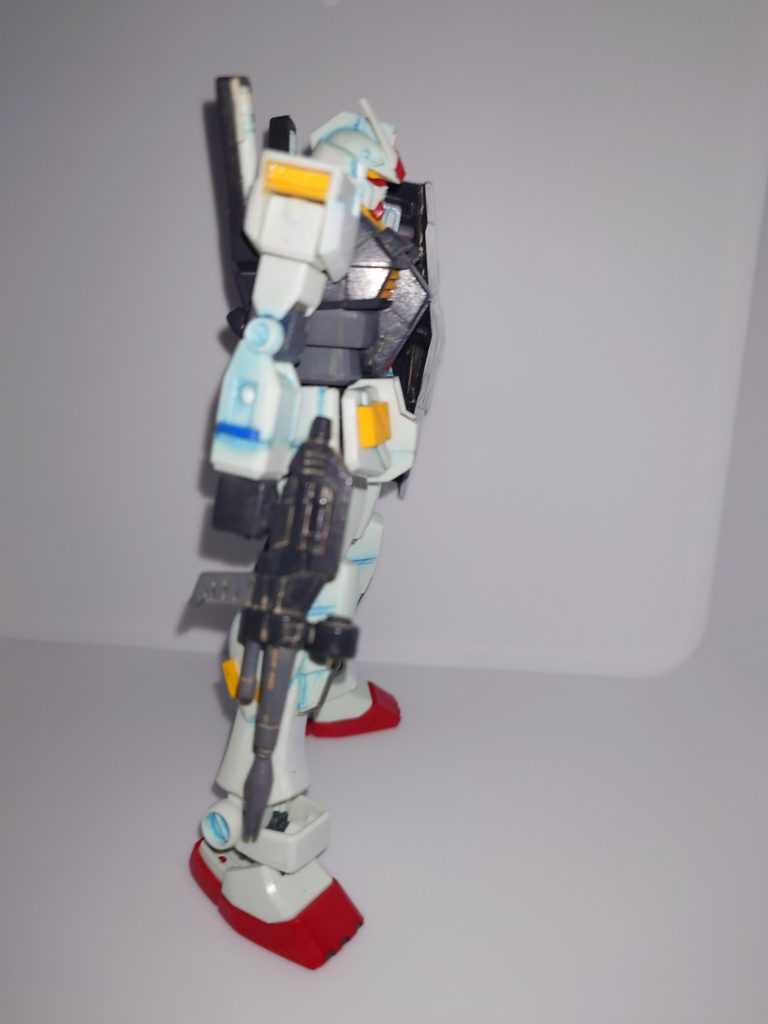 右側ビームライフルもGフレームから持ってきた物やっぱり塗装が必要でした