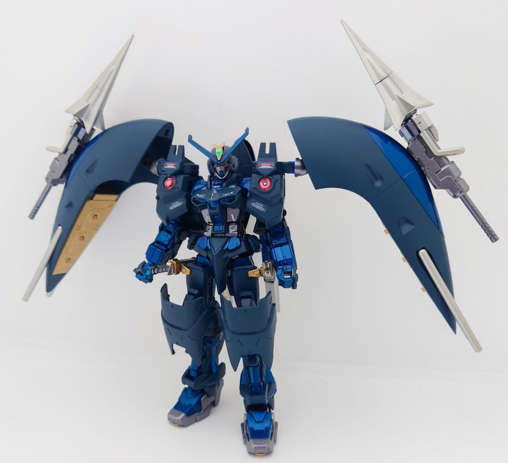 正面肩パーツは一部が戦国アストレイのものを使用しています！