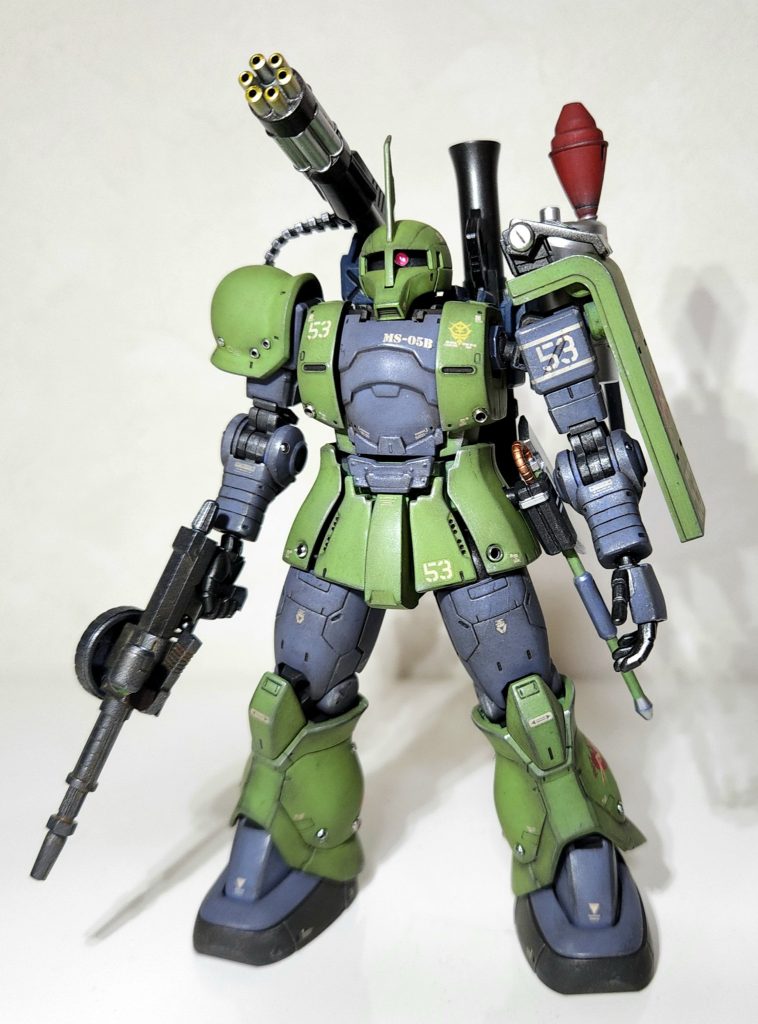 完成品です。Mr.カラーウェザリングカラー(ステインブラウン)でウォッシング。ウェザリングマスター(スス)をエッジ部分に擦り付け。エナメルシルバーでドライブラシと軽めのウェザリングで仕上げました。