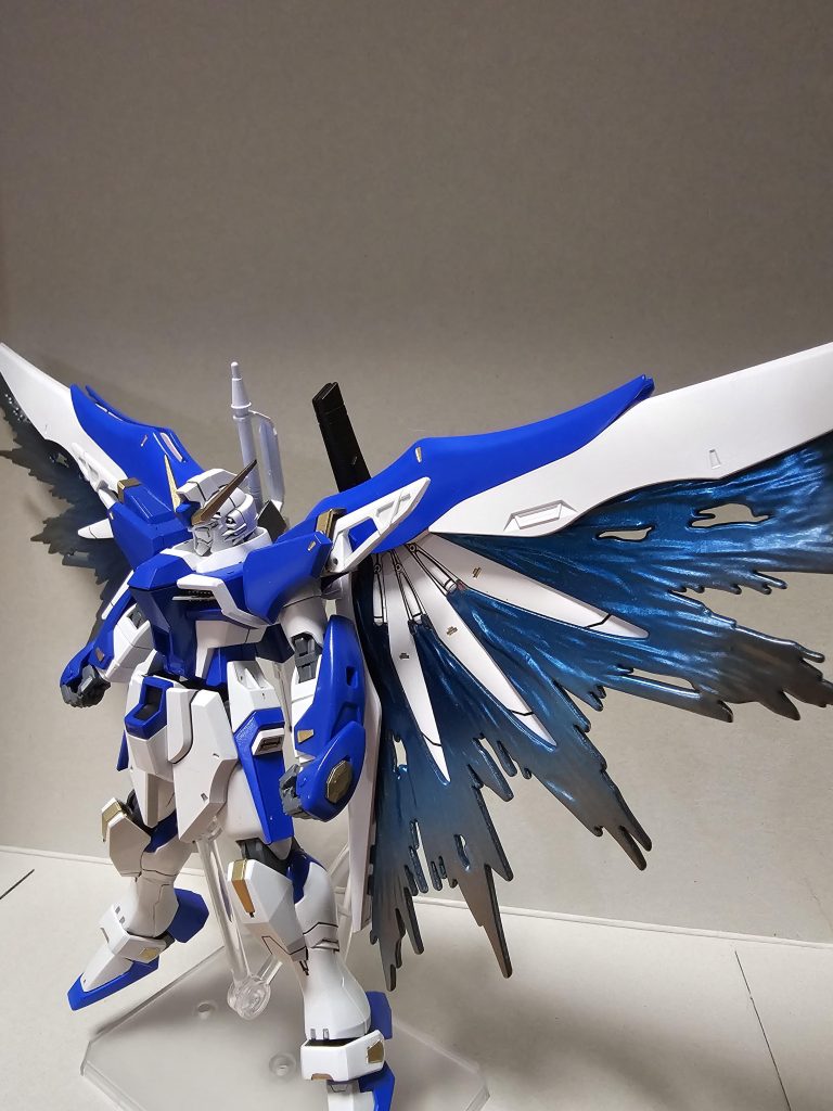 デスティニーは横顔も良いですね。